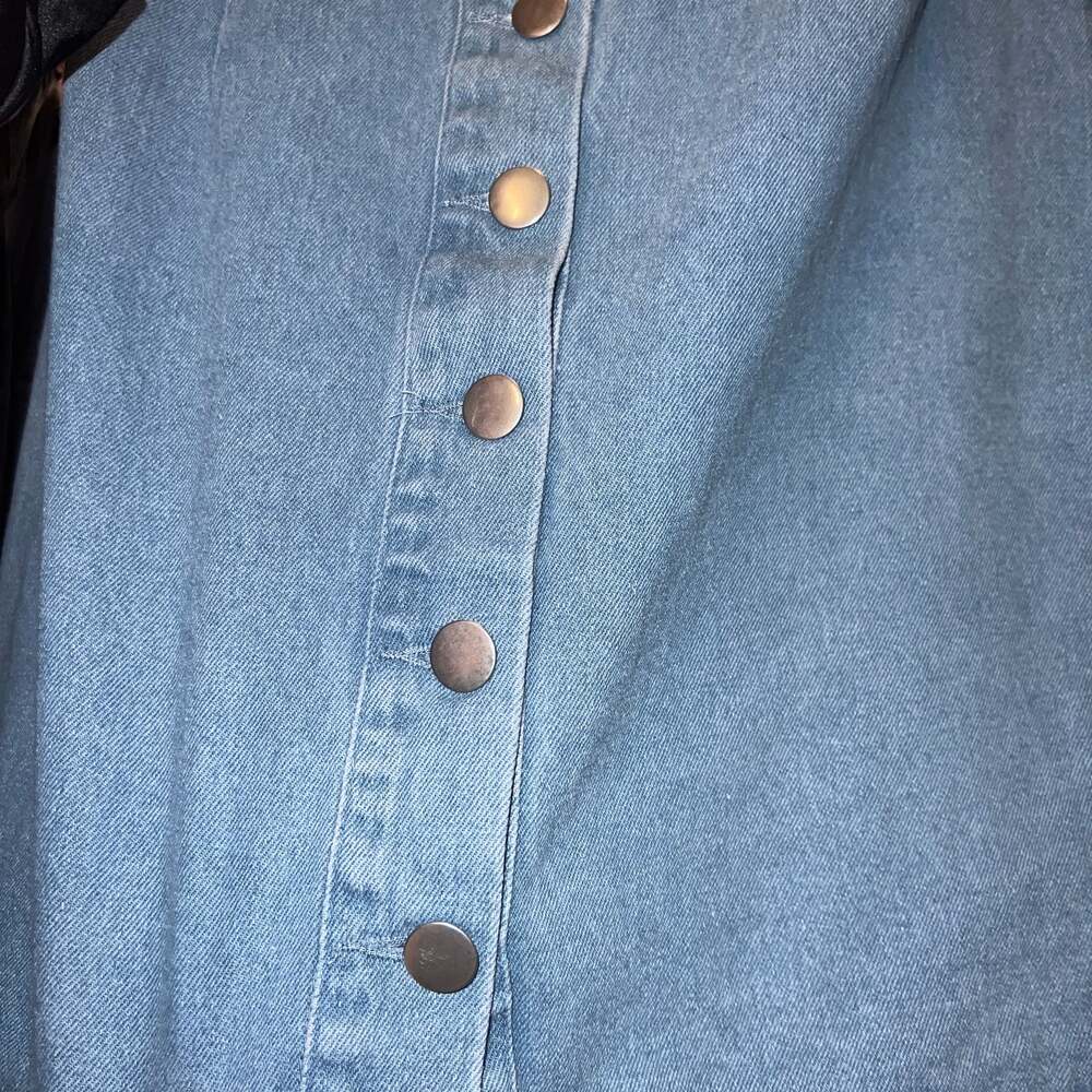 Lulus - Picture 5 of 5